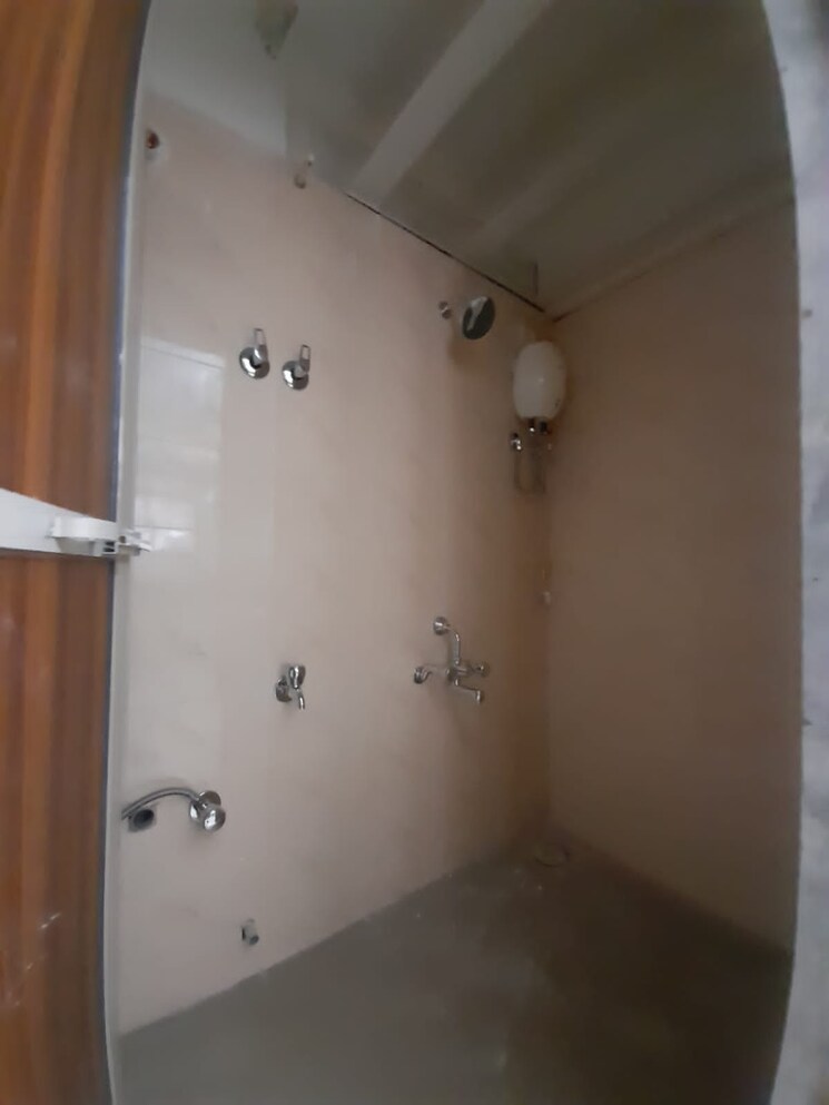 Room, satellite-tower 1 Bedroom 390 Sq.Ft. Apartment In Goregaon East Mumbai 8724157