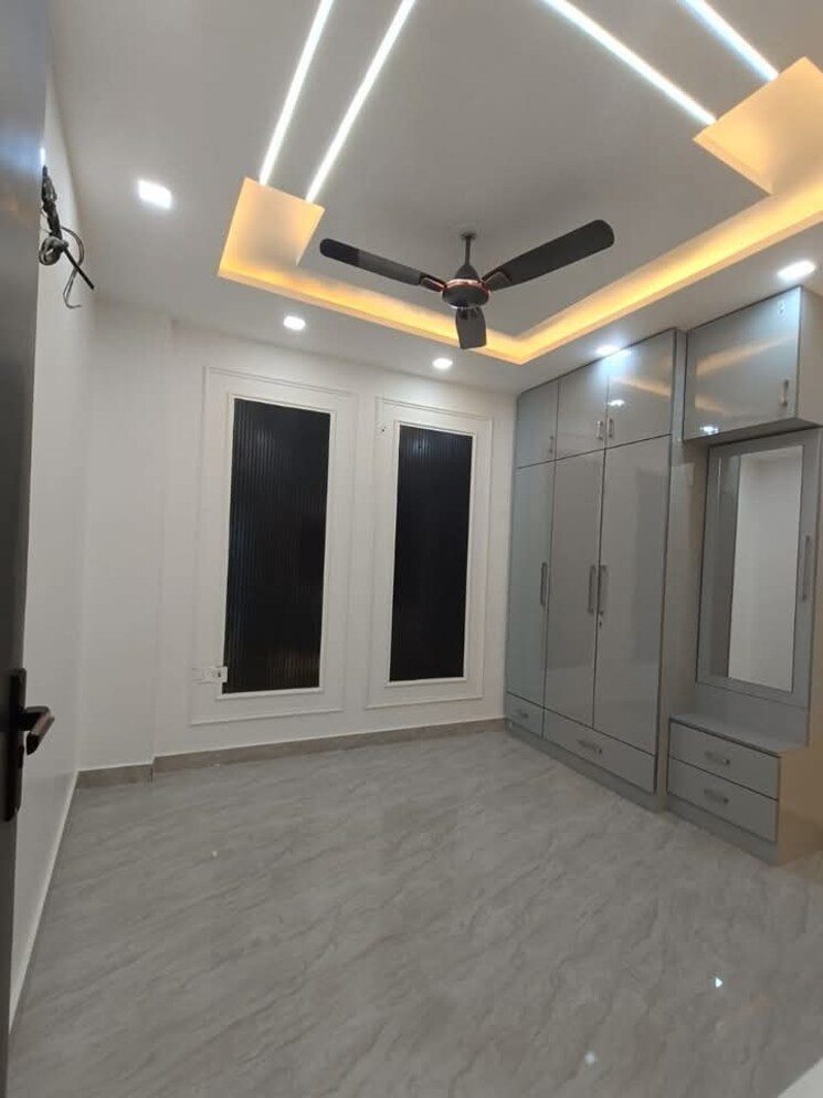 undefined, sa-homes-i 3.5 Bedroom 905 Sq.Ft. Builder Floor In Uttam Nagar Delhi 8724164