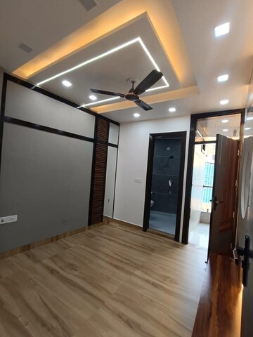 Building Lobby in 3.5 BHK Builder Floor at SA HOMES I, Uttam Nagar – for Sale