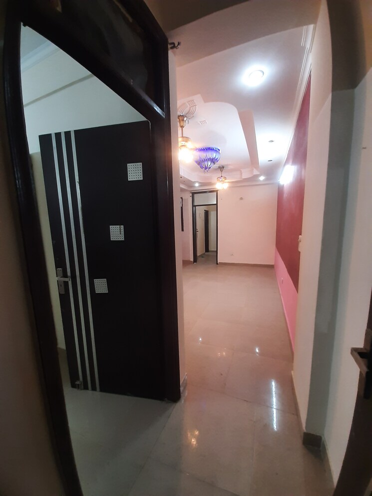 Other, maidan garhi 2 Bedroom 85 Sq.Yd. Apartment In Maidan Garhi Delhi 8724166