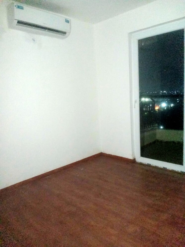 Room, ansal-royal-heritage 3 Bedroom 883 Sq.Ft. Apartment In Sector 70 Faridabad 8724201