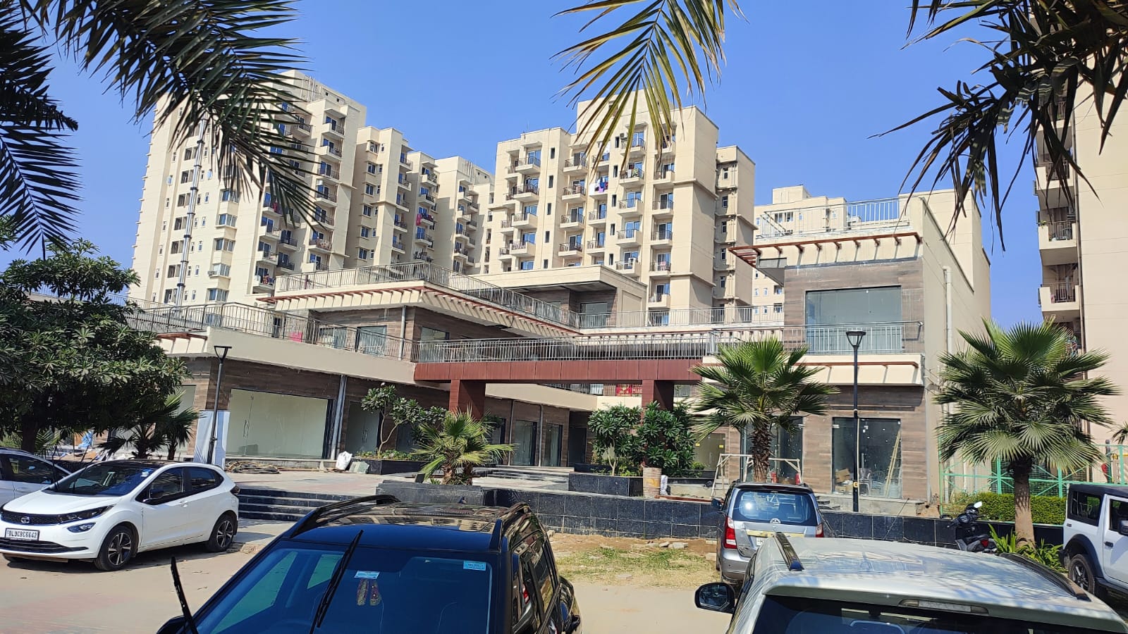 2 BHK + Extra Room 656 Sq.Ft. Apartment in Signature Orchard Avenue 2