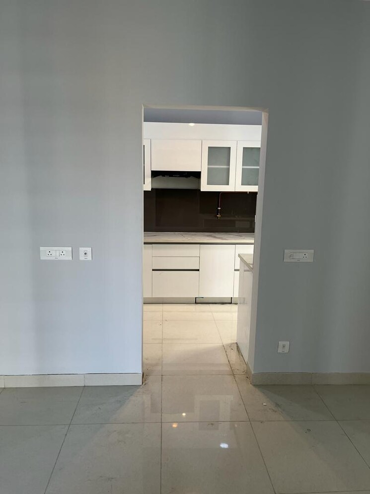 Bathroom, central-park-flower-valley-aqua-front-towers 3 Bedroom 1789 Sq.Ft. Apartment In Sohna Sector 33 Gurgaon 8724163