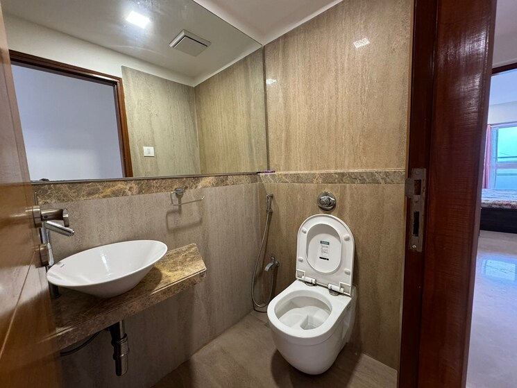 Bathroom, ekta-eros 3 Bedroom 1212 Sq.Ft. Apartment In Khar West Mumbai 8724230