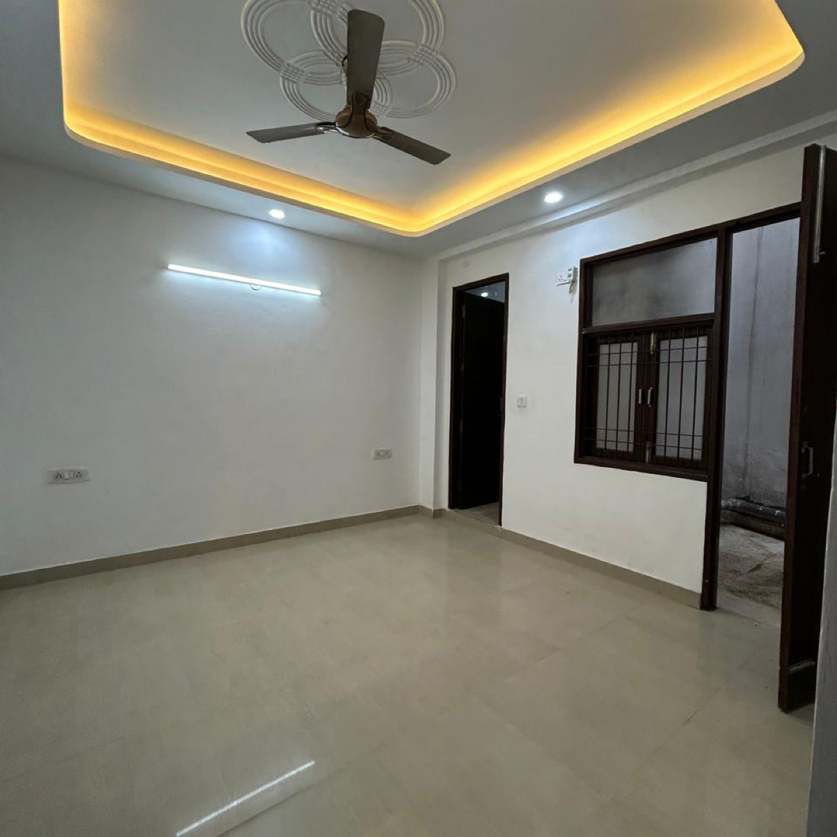 2 BHK + Pooja Room,Servant Room,Study Room Apartment For Rent in Freedom Fighter Society