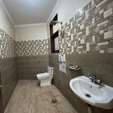 Bathroom in 2 BHK Apartment at Saket – for Rent