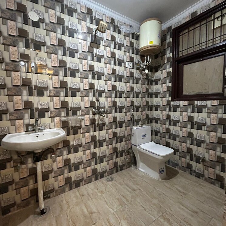 Attached Bathroom, saket 2 Bedroom 1800 Sq.Ft. Apartment In Saket Delhi 8724282