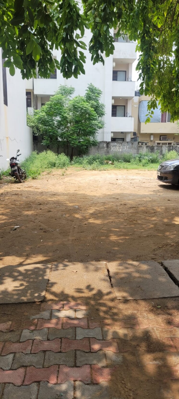  Parking, ansal-sushant-lok-i  300 Sq.Yd. Plot In Sector 43 Gurgaon 8724217