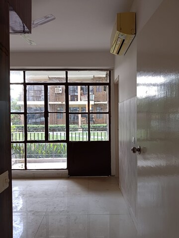Room in 2 BHK Apartment at Signature Global Synera, Sector 81 – for Rent
