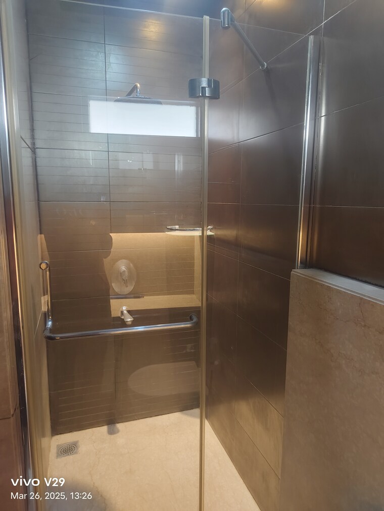 Bathroom, salcon-the-verandas 5 Bedroom 5730 Sq.Ft. Penthouse In Sector 54 Gurgaon 8724316