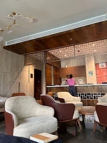 Furnished Amenities in 3 BHK Apartment at Sheth Auris Serenity Tower 1, Malad West – for Sale