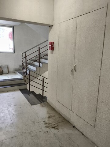 Staircase in 1 BHK Apartment at Vile Parle East – for Rent