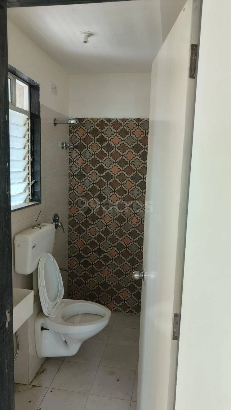 Bathroom, sanghvi-aaditya-heights 2 Bedroom 710 Sq.Ft. Apartment In Tardeo Mumbai 8724359