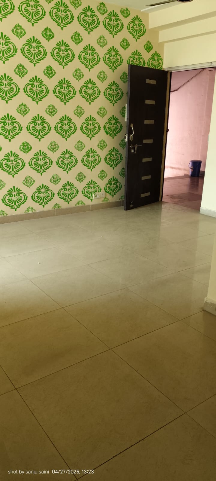 2 BHK + Pooja Room 615 Sq.Ft. Apartment in Gaur City 2 - 16th Avenue