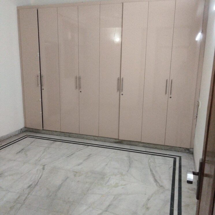 Room, lajpat nagar iii 3 Bedroom 1600 Sq.Ft. Builder Floor In Lajpat Nagar Iii Delhi 8724374