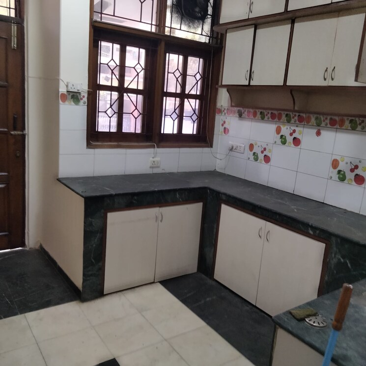 Kitchen, lajpat nagar iii 3 Bedroom 1600 Sq.Ft. Builder Floor In Lajpat Nagar Iii Delhi 8724374