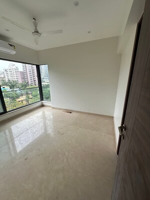 Room in 2 BHK Apartment at Agarwal And Doshi Complex, Vasai West – for Sale