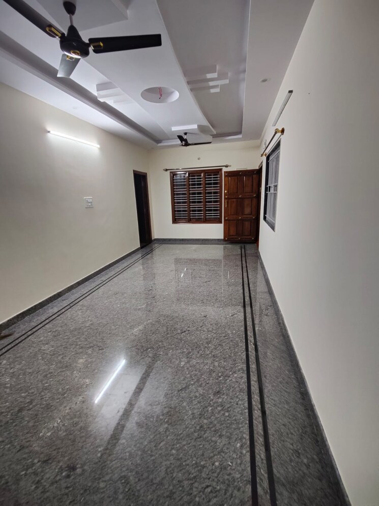 Living Room, vijayanagar 3 Bedroom 1200 Sq.Ft. Builder Floor In Vijayanagar Bangalore 8720860