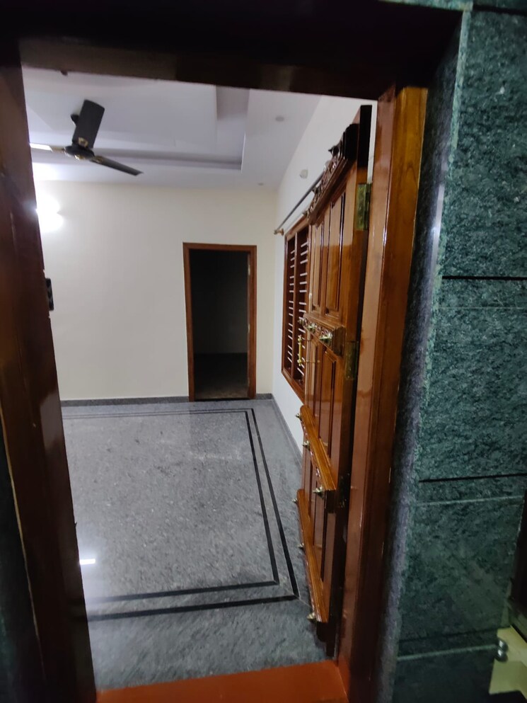 Living Room, vijayanagar 3 Bedroom 1200 Sq.Ft. Builder Floor In Vijayanagar Bangalore 8720860