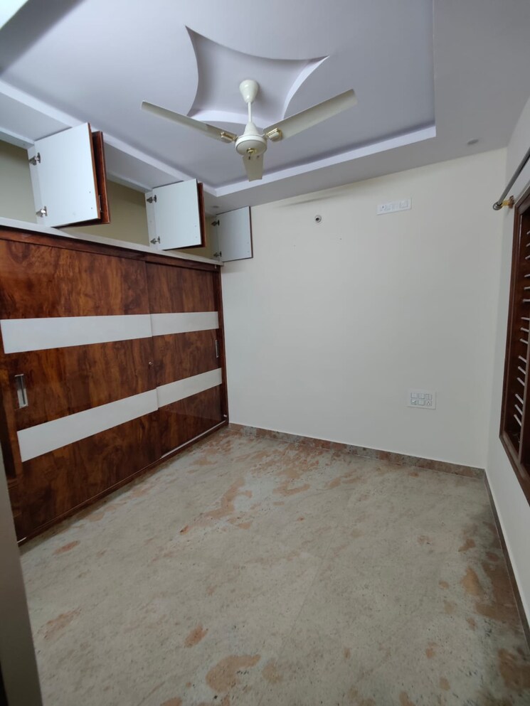 Room, vijayanagar 3 Bedroom 1200 Sq.Ft. Builder Floor In Vijayanagar Bangalore 8720860
