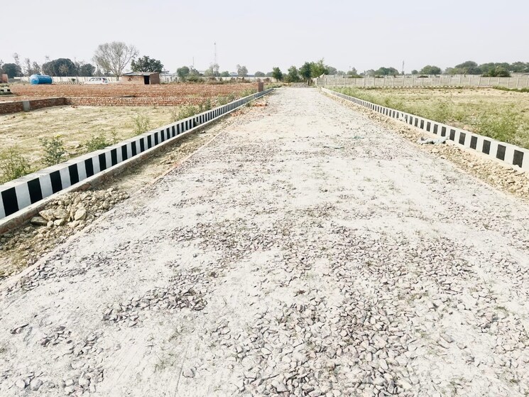 undefined, bakshi ka talab  1000 Sq.Ft. Plot In Bakshi Ka Talab Lucknow 8724408