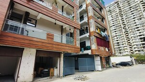  Shop For Sale in Ambesten Twin County, Sector 1 Greater Noida