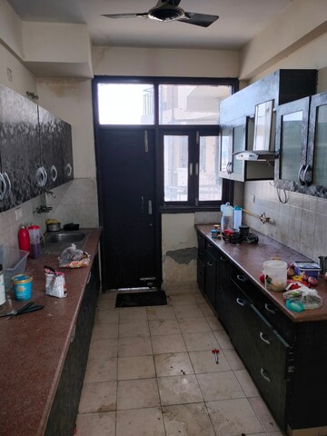 Kitchen in 3 BHK Builder Floor at Sector 116 – for Rent