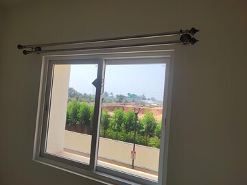 Room in 2 BHK Apartment at Prestige Finsbury Park Hyde, Bagaluru  – for Rent