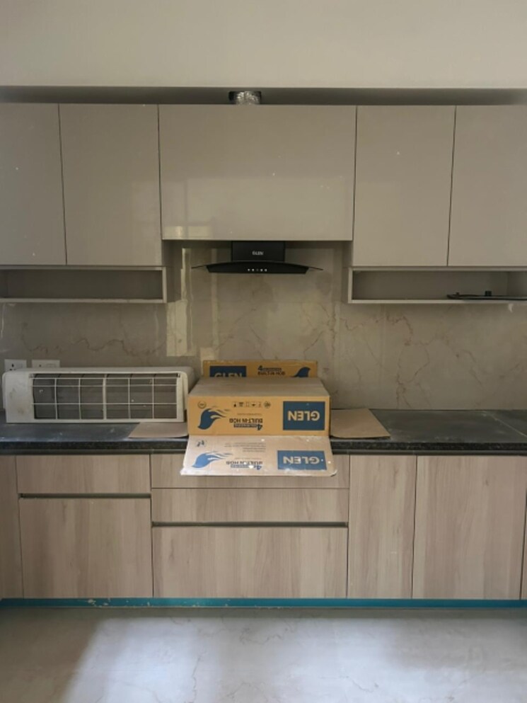 Kitchen, smart-world-orchard 3 Bedroom 1680 Sq.Ft. Apartment In Sector 61 Gurgaon 8724488