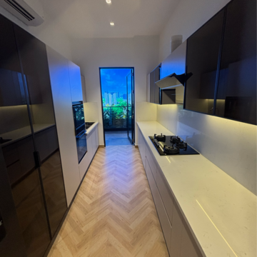 Team Area in 2 BHK Apartment at Central Park 3 The Room, Sohna Sector 33 – for Rent