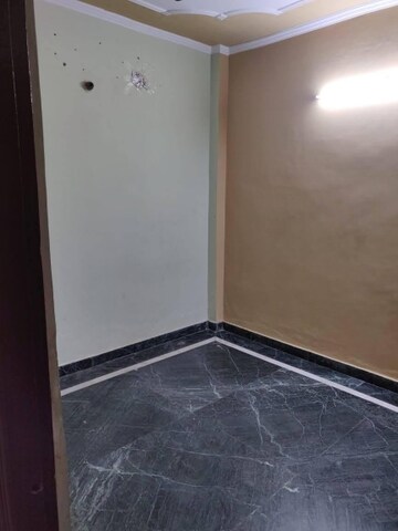 Room in 1 RK Builder Floor at Sector 12 – for Rent