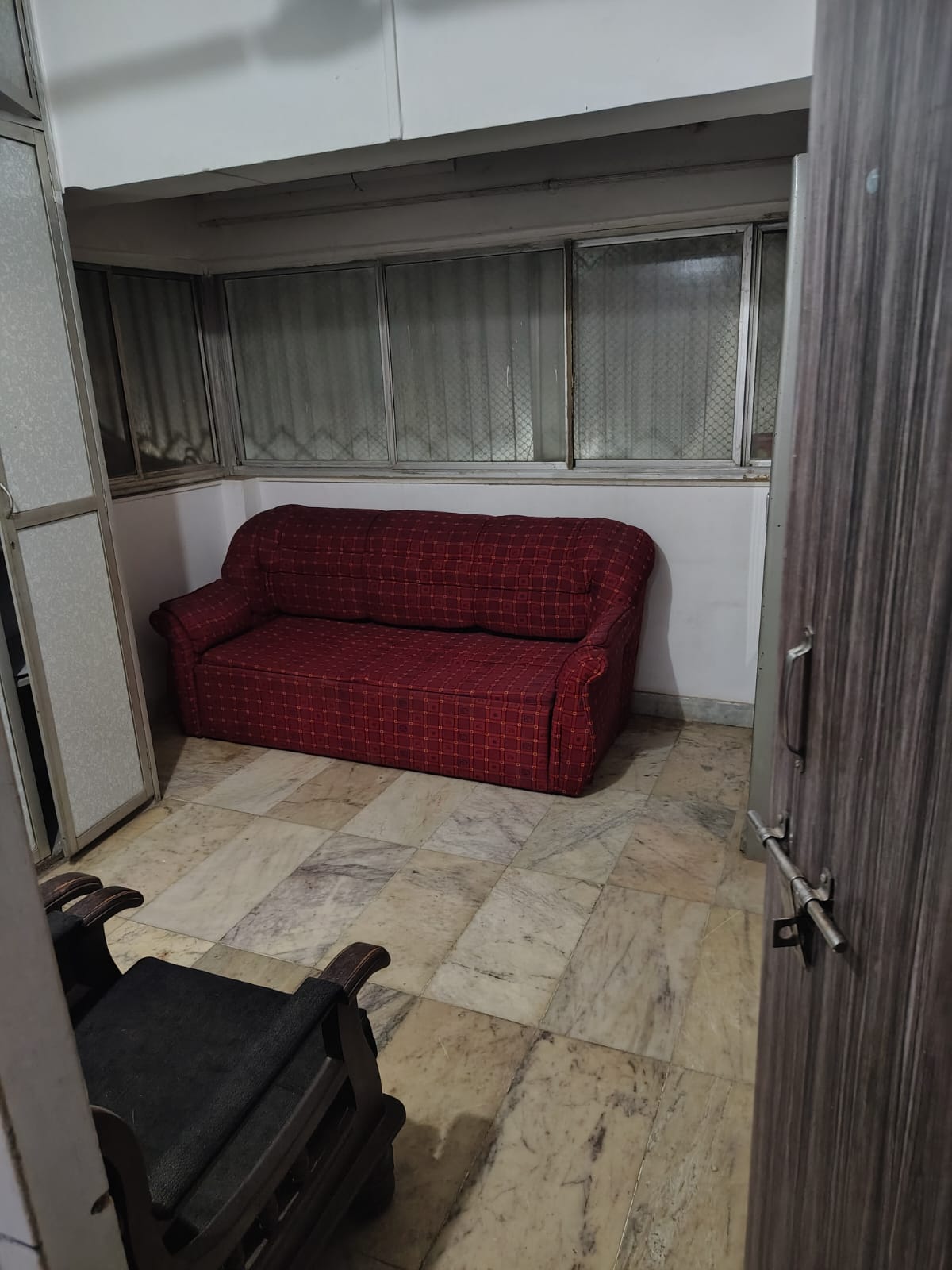 1 BHK 550 Sq.Ft. Apartment in Blue Bell CHS Oshiwara