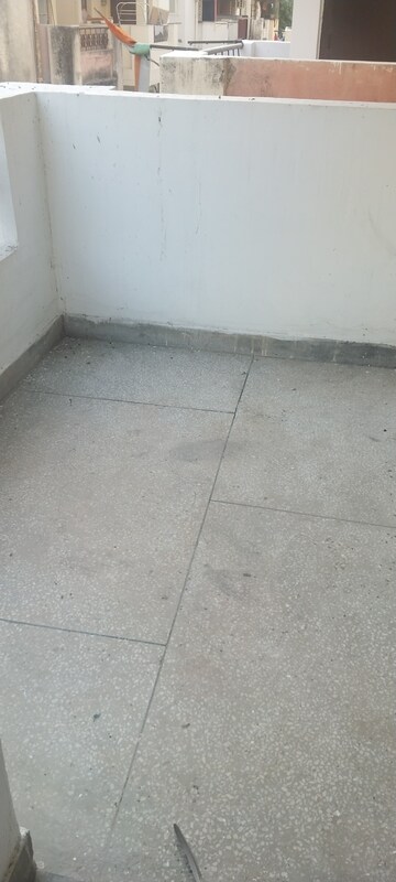 Room in 2 BHK Apartment at Sector 19 Dwarka – for Rent