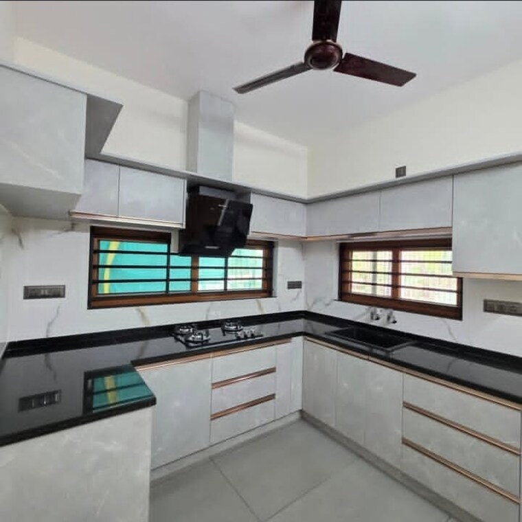 Kitchen, sector 33 3 Bedroom 2340 Sq.Ft. Builder Floor In Sector 33 Faridabad 8724723