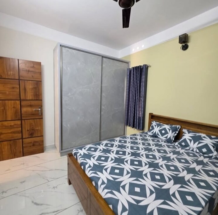 Bedroom, sector 33 3 Bedroom 2340 Sq.Ft. Builder Floor In Sector 33 Faridabad 8724723