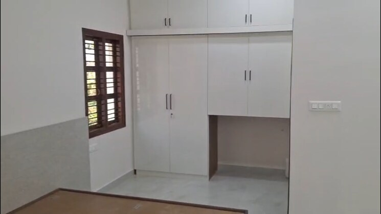 Room, tindlu 6 Bedroom 5000 Sq.Ft. Independent House In Tindlu Bangalore 8724304