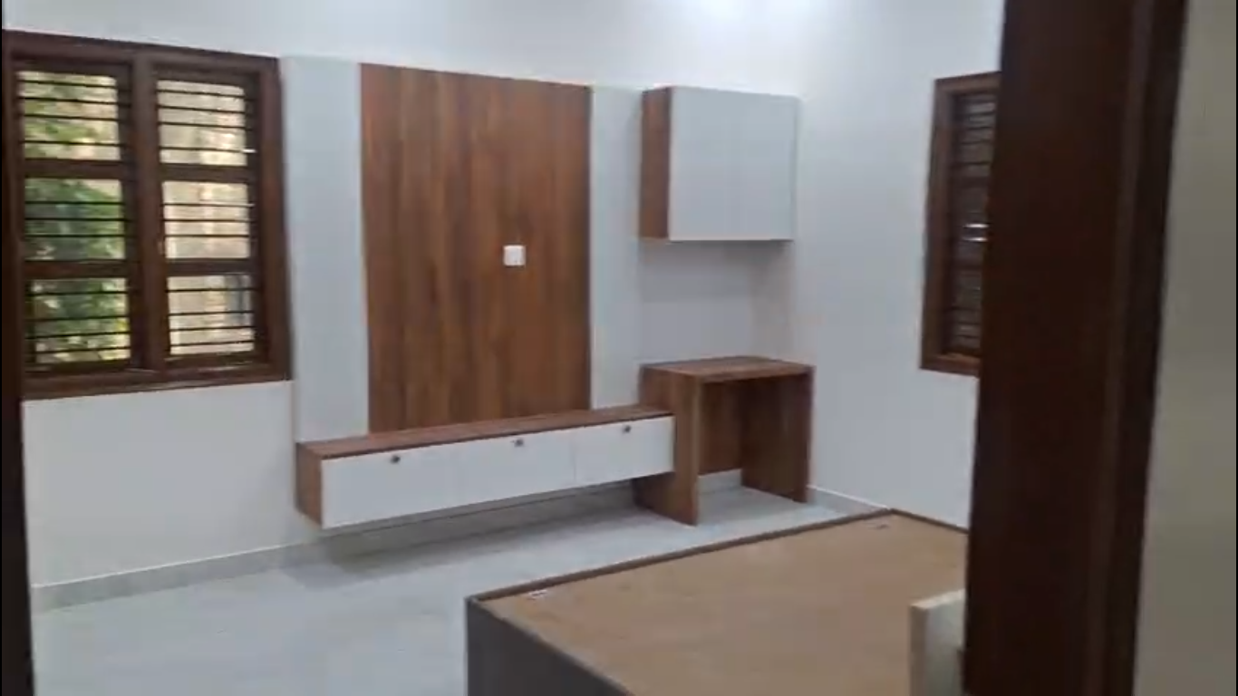 6 BHK + Pooja Room Independent House For Sale in 6bhk Independent House 