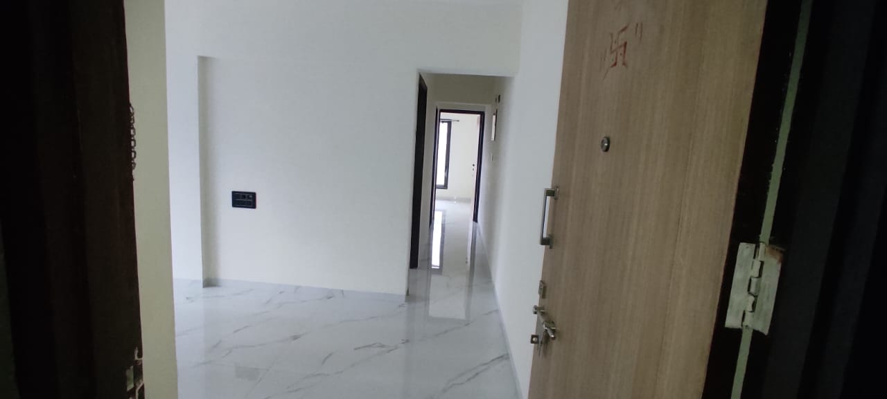 3 BHK Apartment For Rent in Je And Vee Om Trimurti