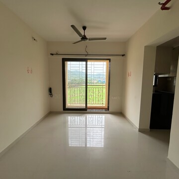 Room in 2 BHK Apartment at KM Horizon Exotica, Anand Nagar – for Rent