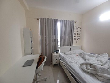 Team Area in 2 BHK Apartment at Godrej Aqua, International Airport Road – for Sale