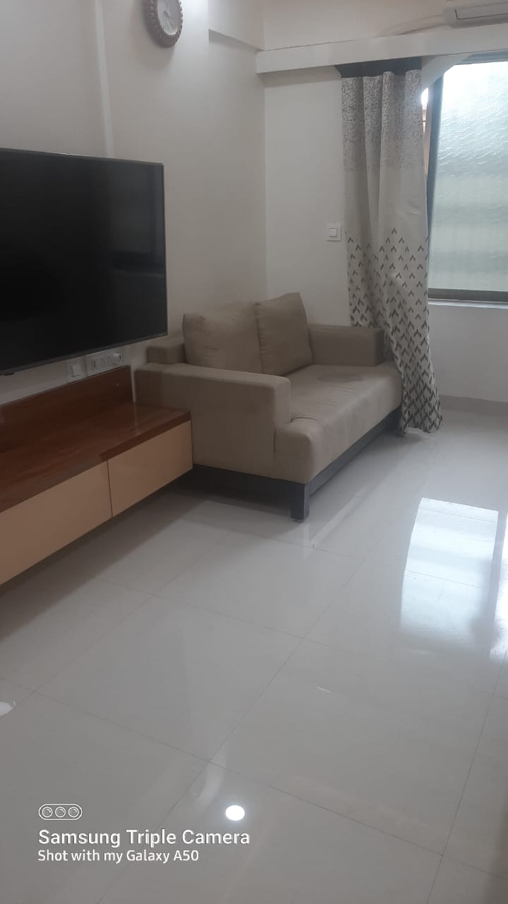 2 BHK Apartment For Rent in Powai Vihar