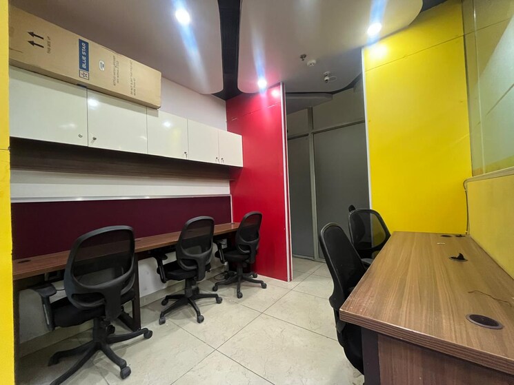 Team Area, grandslam-ithum Commercial Office Space 610 Sq.Ft. In Sector 62 Noida 8725042
