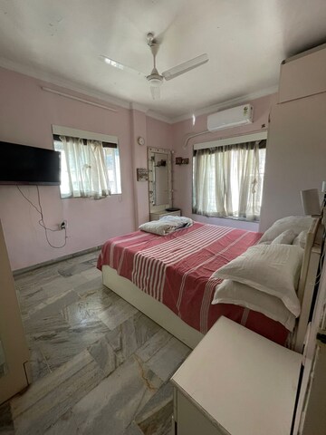 Bedroom in 1 BHK Apartment at Sejal Park Society, Dahisar East – for Rent