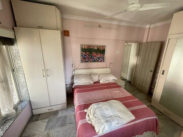Bedroom in 1 BHK Apartment at Sejal Park Society, Dahisar East – for Rent