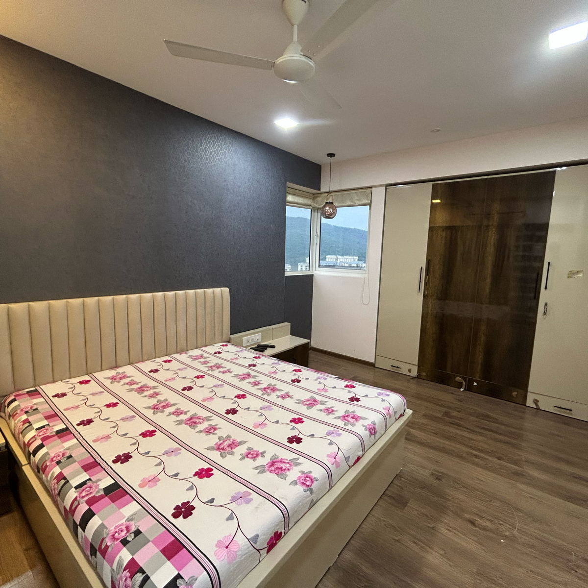 3 BHK + Pooja Room Apartment For Rent in Tata Serein