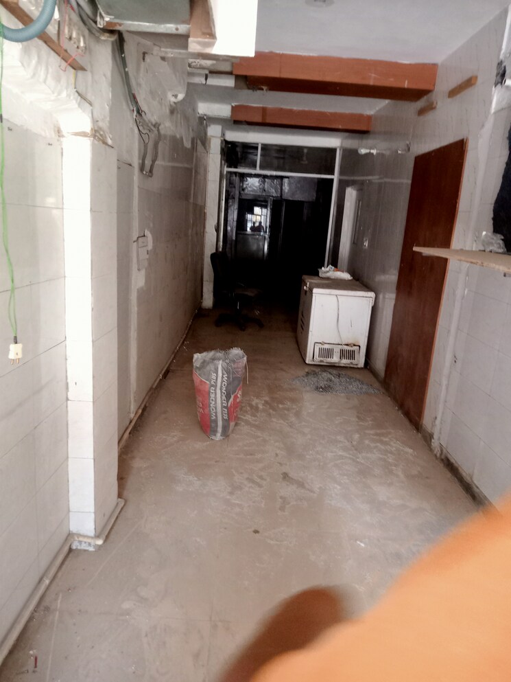  Parking, paryavaran complex 2 Bedroom 850 Sq.Ft. Builder Floor In Paryavaran Complex Delhi 8725029