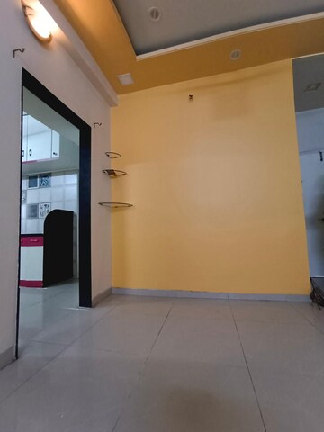 Room in 2.5 BHK Apartment at Aundh – for Rent