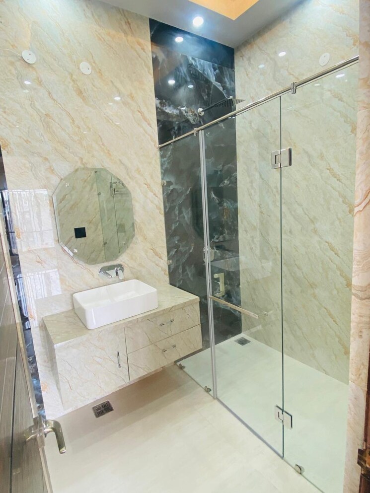 Bathroom, aerocity 6+ Bedroom 5670 Sq.Ft. Independent House In Aerocity Mohali 8725204