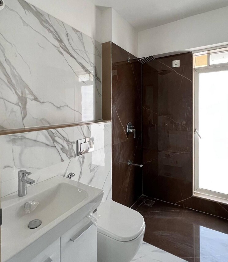 Bathroom, ahuja-towers 4 Bedroom 4000 Sq.Ft. Apartment In Prabhadevi Mumbai 8725147