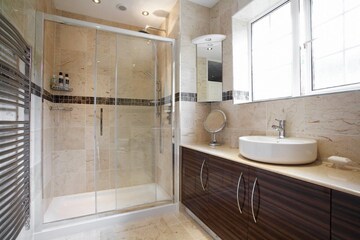 Bathroom in 4 BHK Apartment at Ahuja Towers, Prabhadevi – for Rent